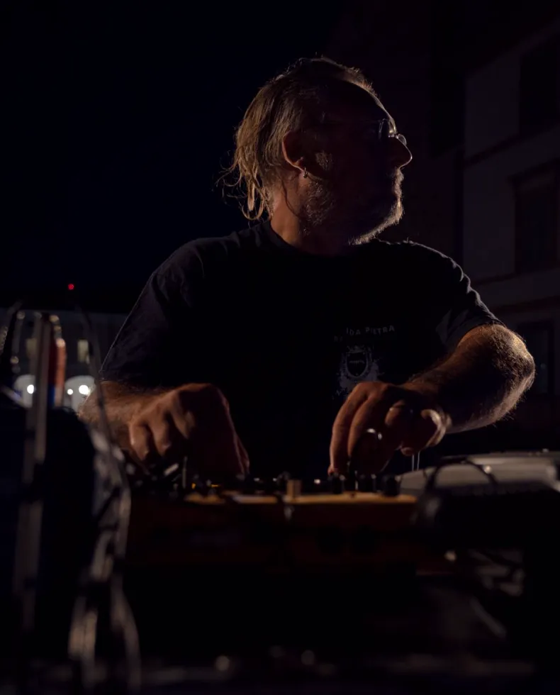 Live stage audio chain